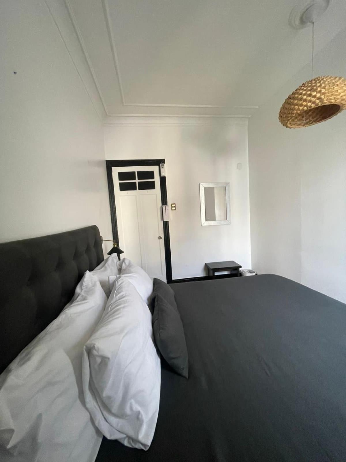 De Blasis Budget Hotel Santiago