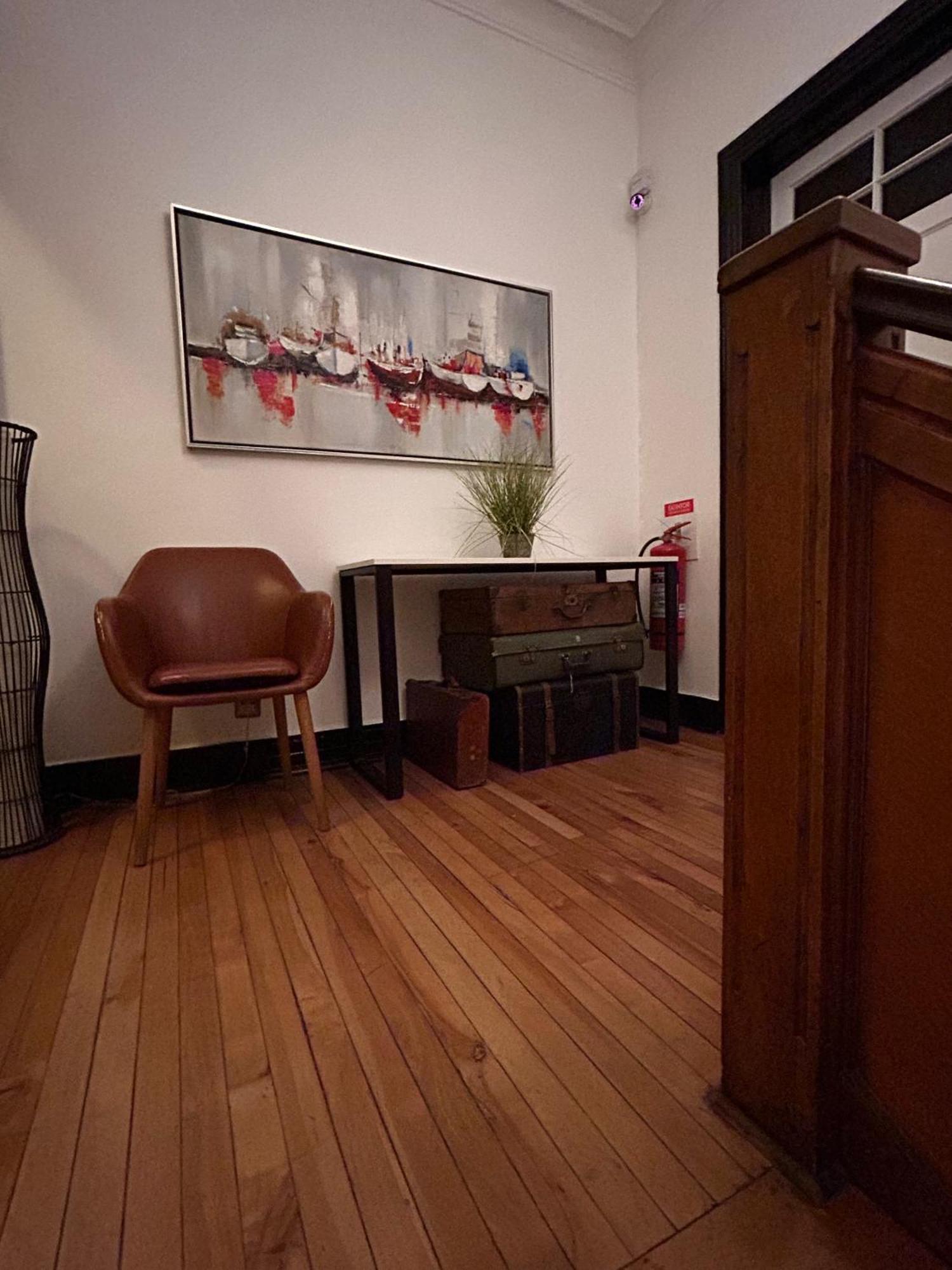 De Blasis Budget 3* Santiago