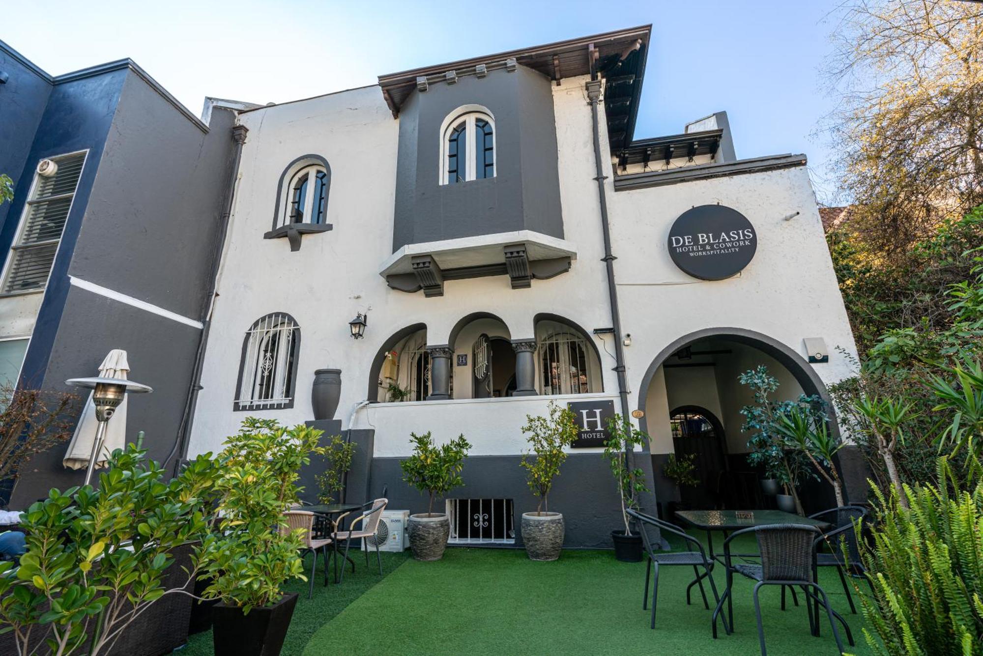 De Blasis Budget 3* Santiago