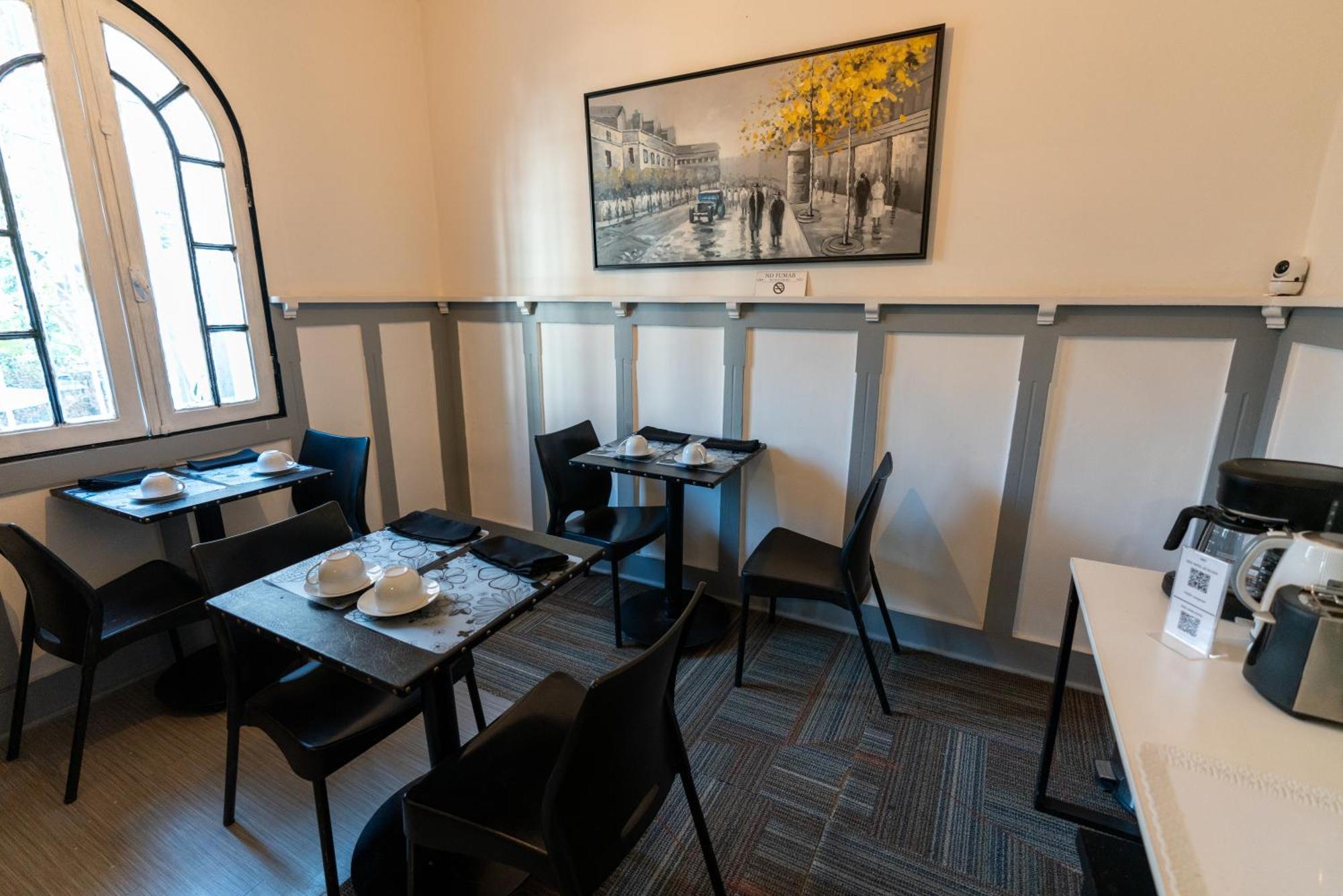 De Blasis Budget Hotel
