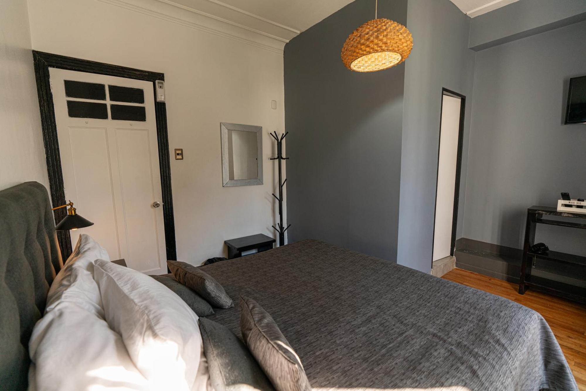 De Blasis Budget Santiago