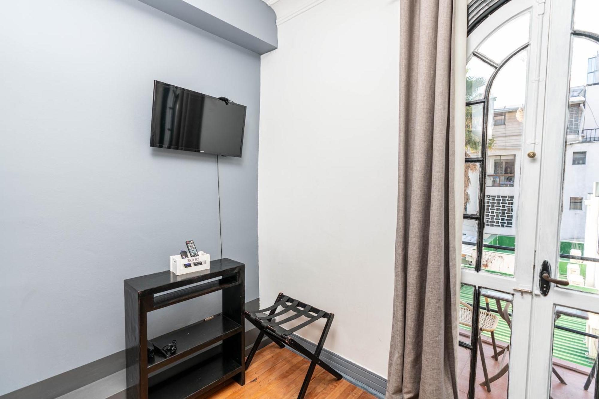 De Blasis Budget Hotel Santiago