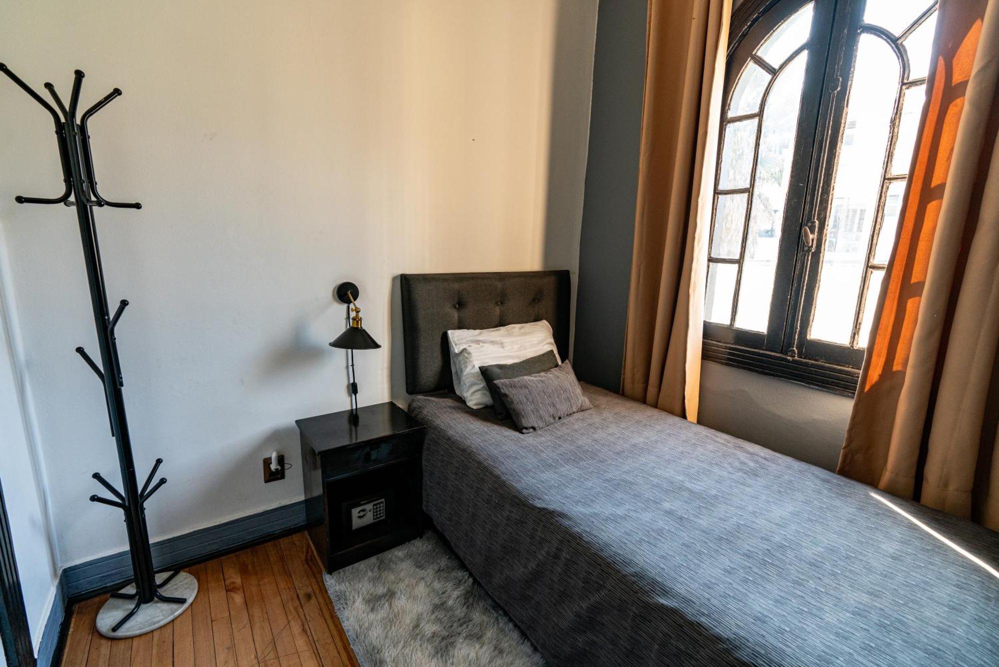 Hotel De Blasis Budget Santiago