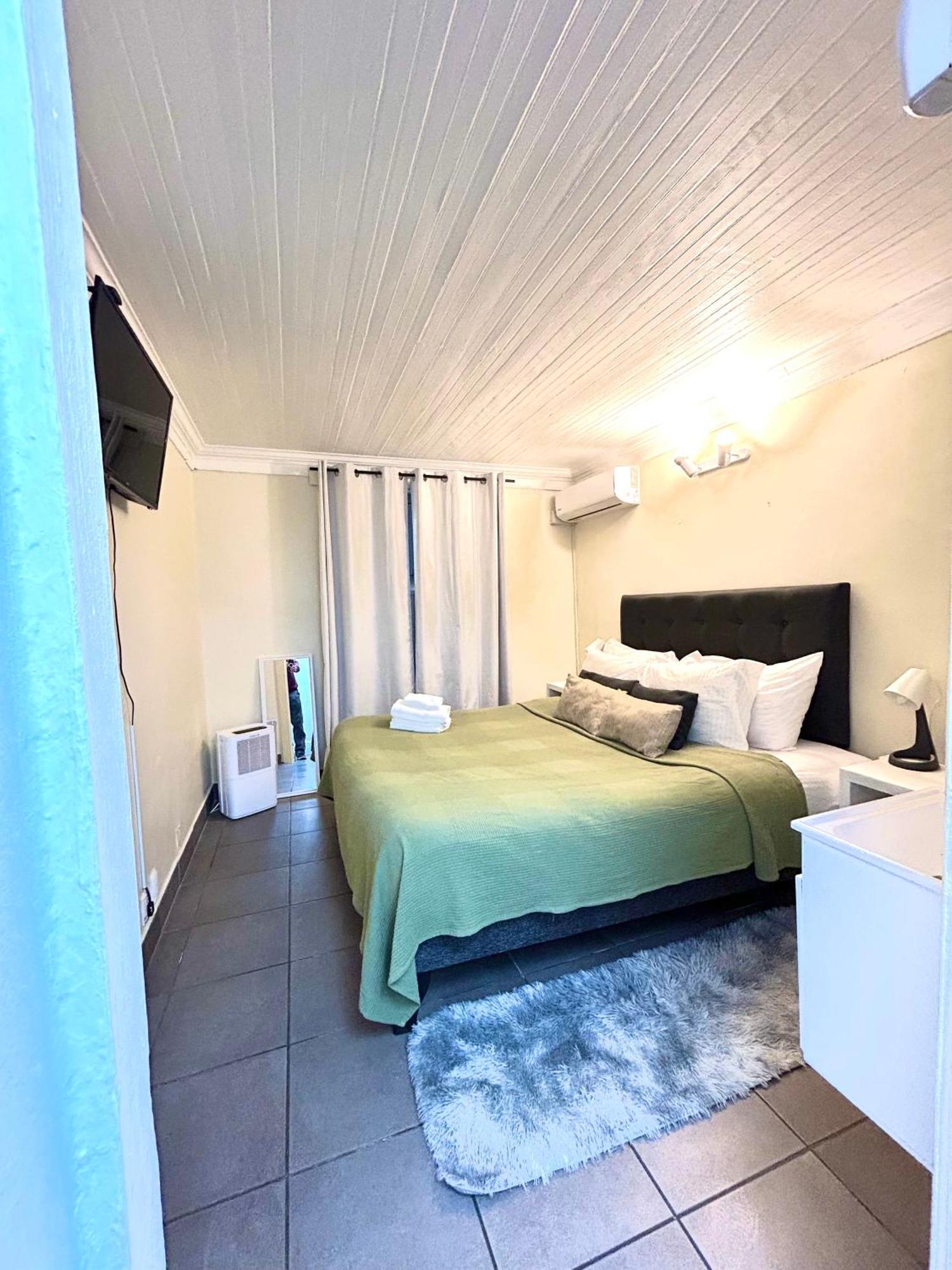De Blasis Budget 3*