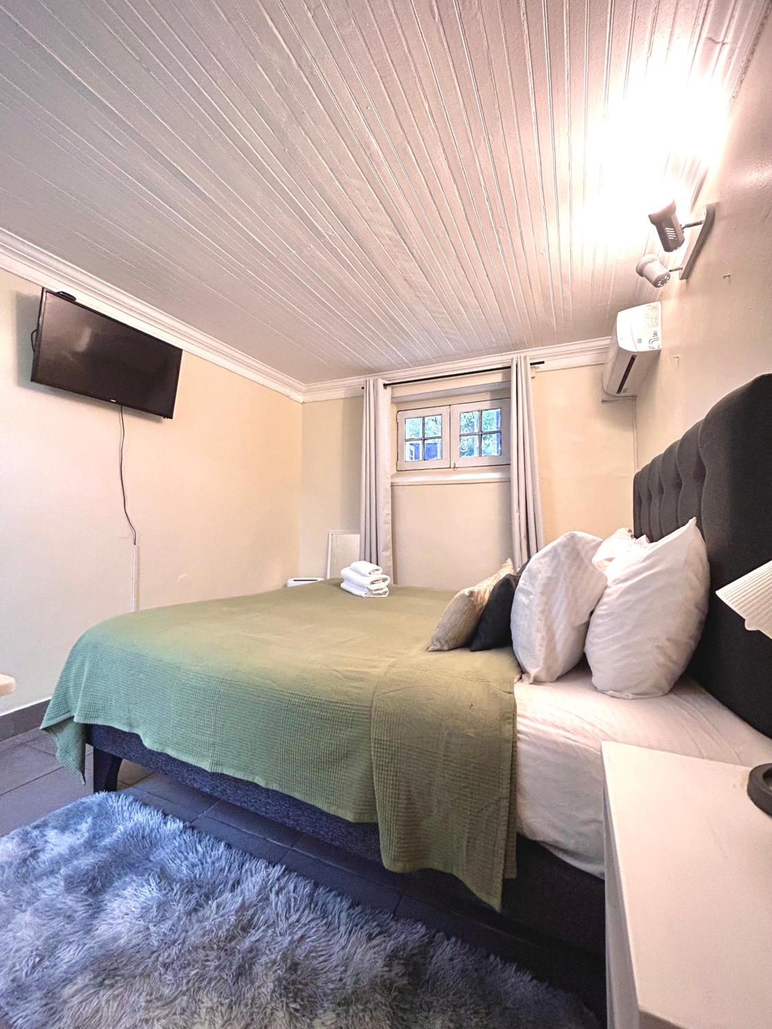 De Blasis Budget 3* Santiago